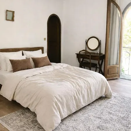 فندق مبيت وإفطار De Charmes - 3 Independantes Avec Salles De Bains Privatives