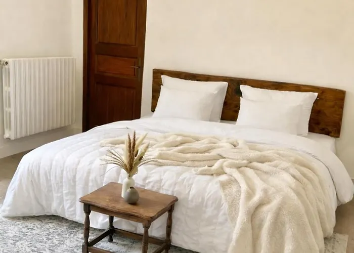 فندق مبيت وإفطار De Charmes - 3 Independantes Avec Salles De Bains Privatives كورتي